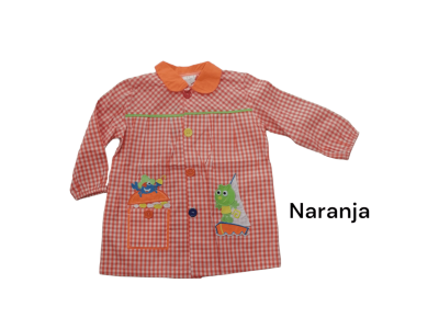 Bata de colegio con cuello en color naranja