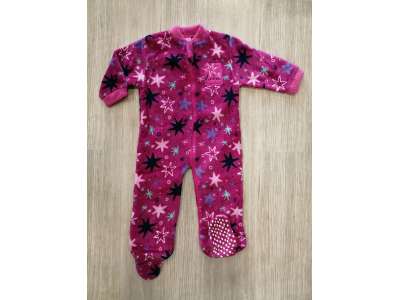 Pijama manta en color fucsia con estampado de estrellas