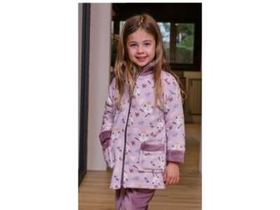 Bata de casa en tono lila con estampado de animales