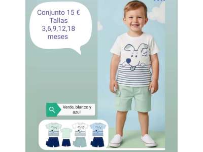 Un niño viste el conjunto corto de camiseta con dibujo de perrito y rayas a juego con el pantalón corto