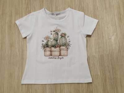 Camiseta blanca de manga corta con dibujo de cactus y brillos en el centro